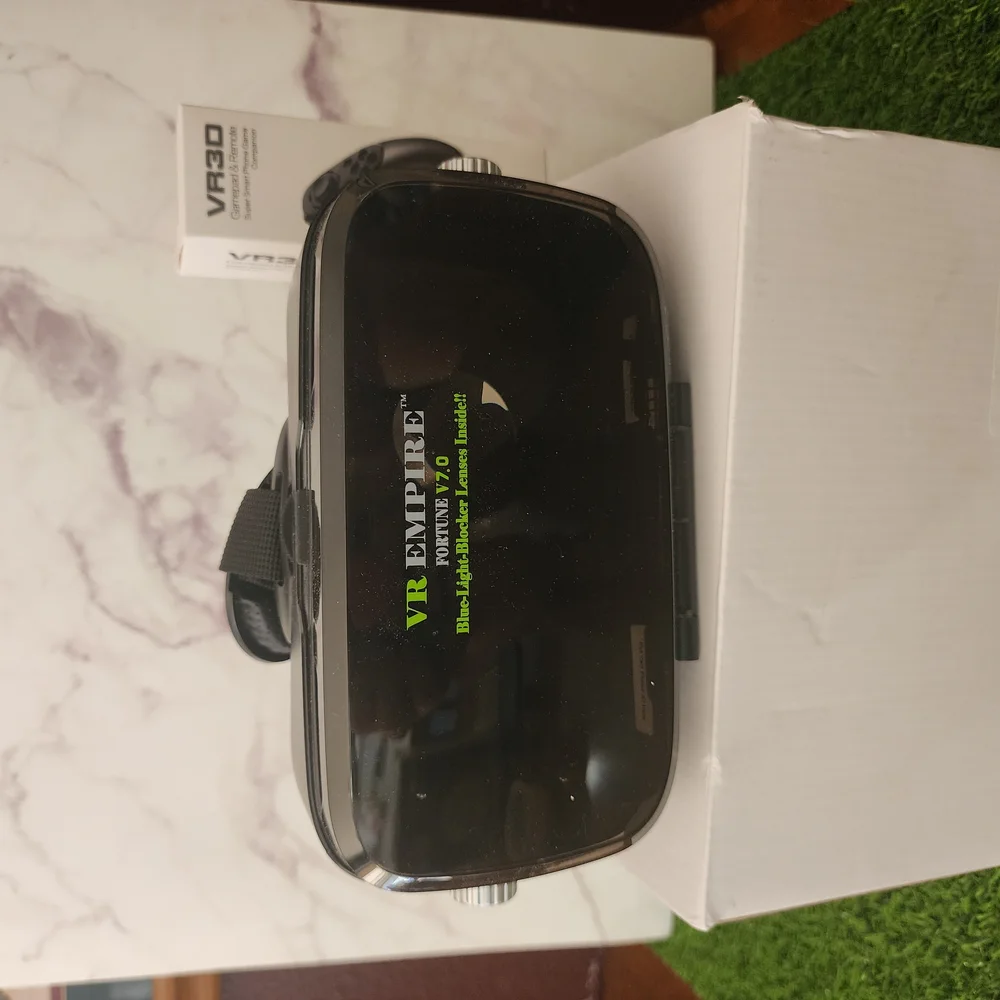 VR3D Virtual Reality Headset in Black